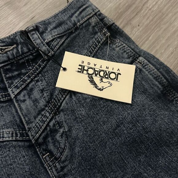 JORDACHE JEANS  - Picture 3 of 9